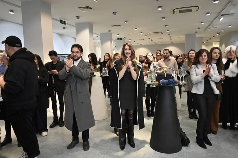 КОЛЕКЦИЯТА - Снимка 4