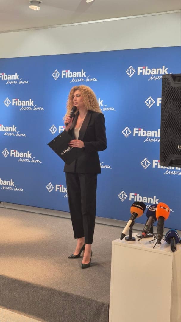 Fibank представи благотворителния си календар за 2026 г. в nOva art space - Снимка 9