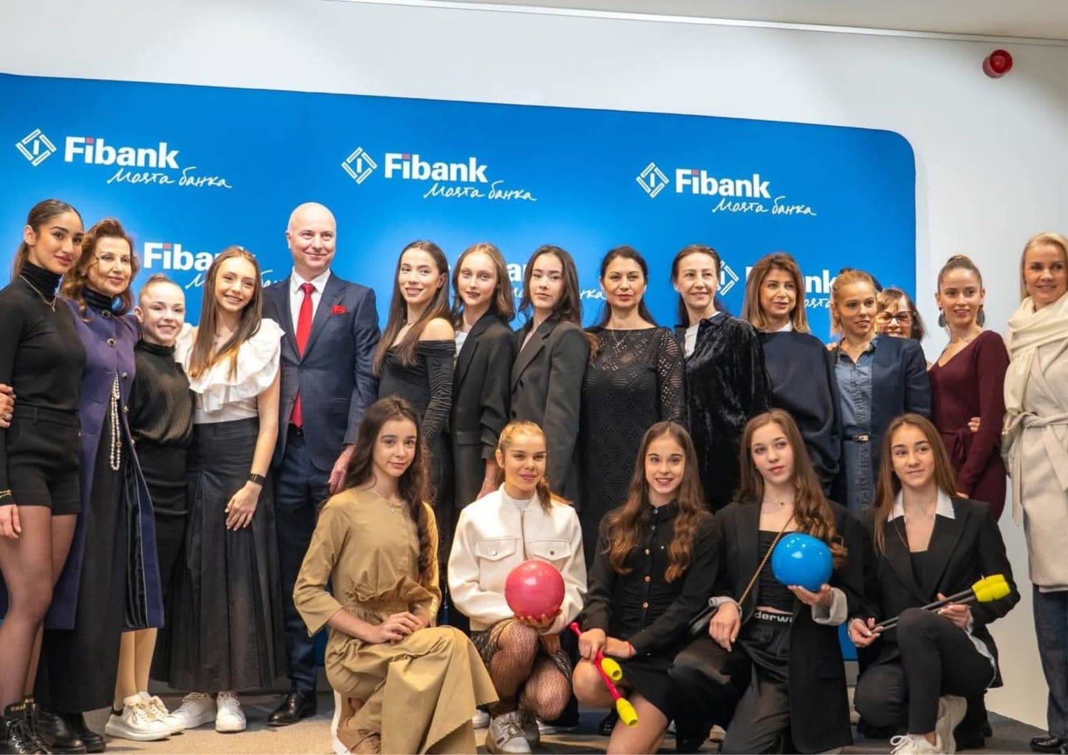 Fibank представи благотворителния си календар за 2026 г. в nOva art space